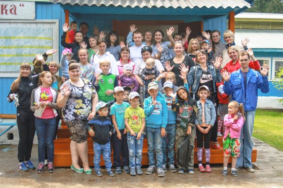 Совет семейной взаимопомощи в Кунгуре помог в подготовке к открытию лагеря "Чайка"