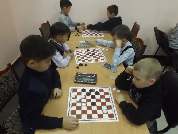 В IV Всероссийском первенстве по русским шашкам команда Кунгурского района стала третьей