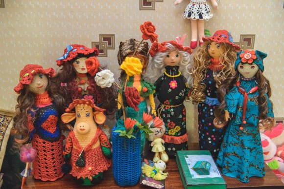 В Кунгуре шьют куклы на счастье