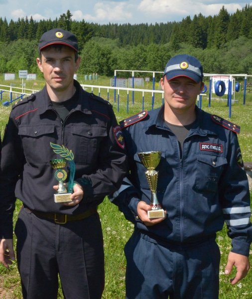 Полицейские из Кунгура стали призерами краевых соревнований по стрельбе из автомата Калашникова