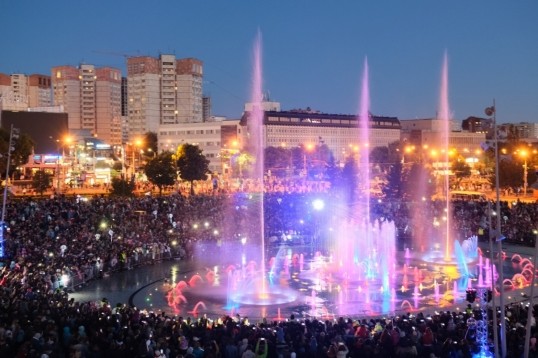 Последние в этом году светомузыкальные представления фонтанов на эспланаде Перми состоятся в эти выходные
