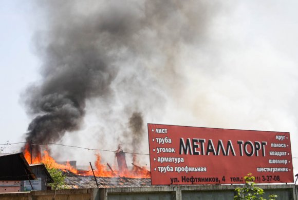 В Кунгуре горит пилорама в Нагорном