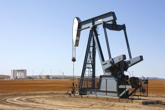 Аналитики «качают» вопрос цен на нефть