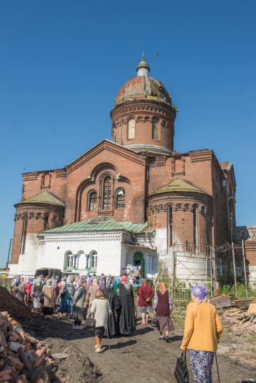 Сюжет о возрождении Кунгурского Иоанно-Предтеченского монастыря  показали по центральному ТВ