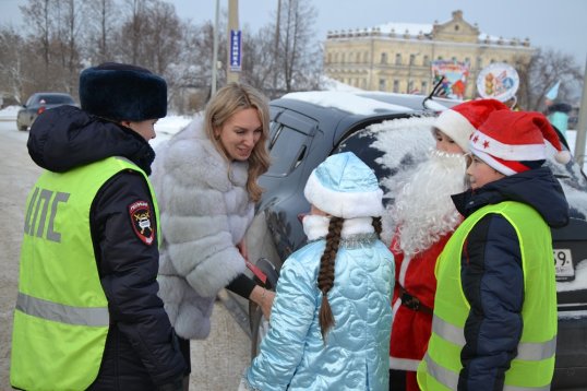 Кунгур присоединился к акции «Полицейский Дед Мороз»