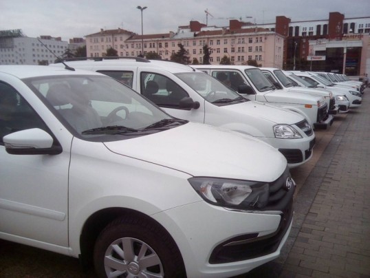 4 школы Кунгурского района получили новые автомобили