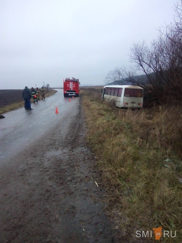 В Кунгурском районе произошло ДТП с автобусом