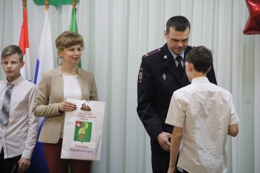 В Кунгурском районе вручили паспорта юным гражданам