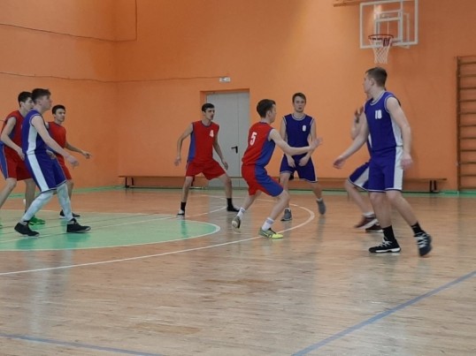 В Шадейке состоялось первенство по баскетболу среди мужских команд Кунгурского района