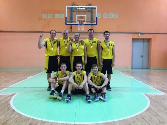 В Шадейке состоялось первенство по баскетболу среди мужских команд Кунгурского района