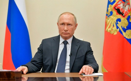Владимир Путин продлил всероссийские выходные до 11 мая
