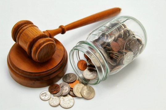 Решения о необоснованности расходования денежных средств должника арбитражным управляющим принимает суд