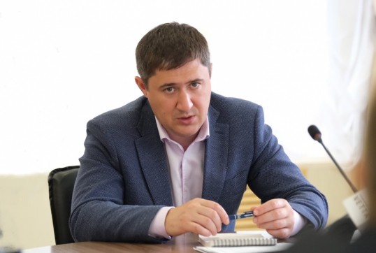 Дмитрий Махонин: «Просроки ответов на проблемы ЖКХ и здравоохранения недопустимы»