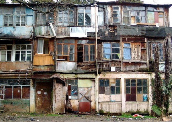 Губернатор Пермского края Дмитрий Махонин провел совещание по жилищной политике